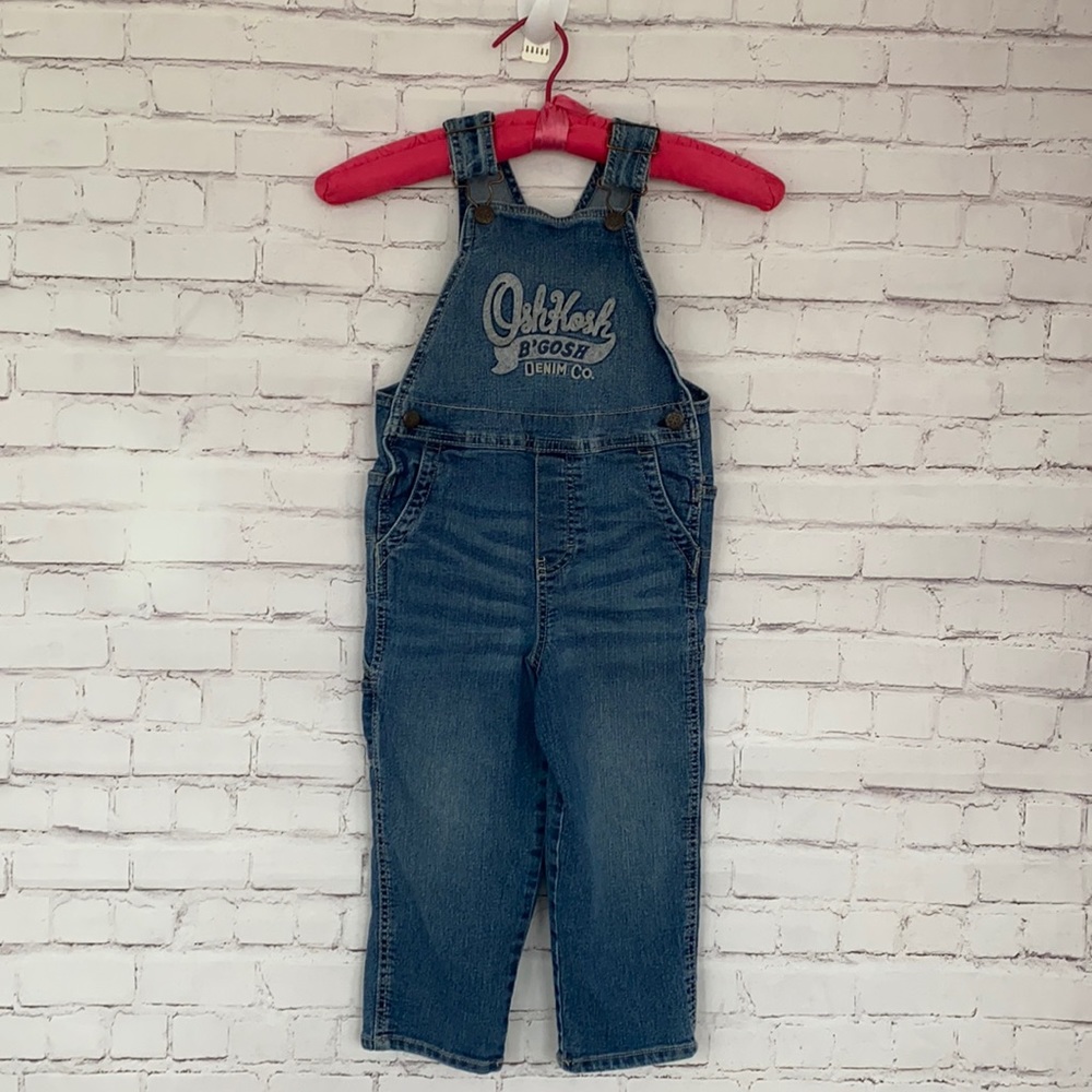 Oshkosh B’gosh toddle girls blue denim overall size 4T